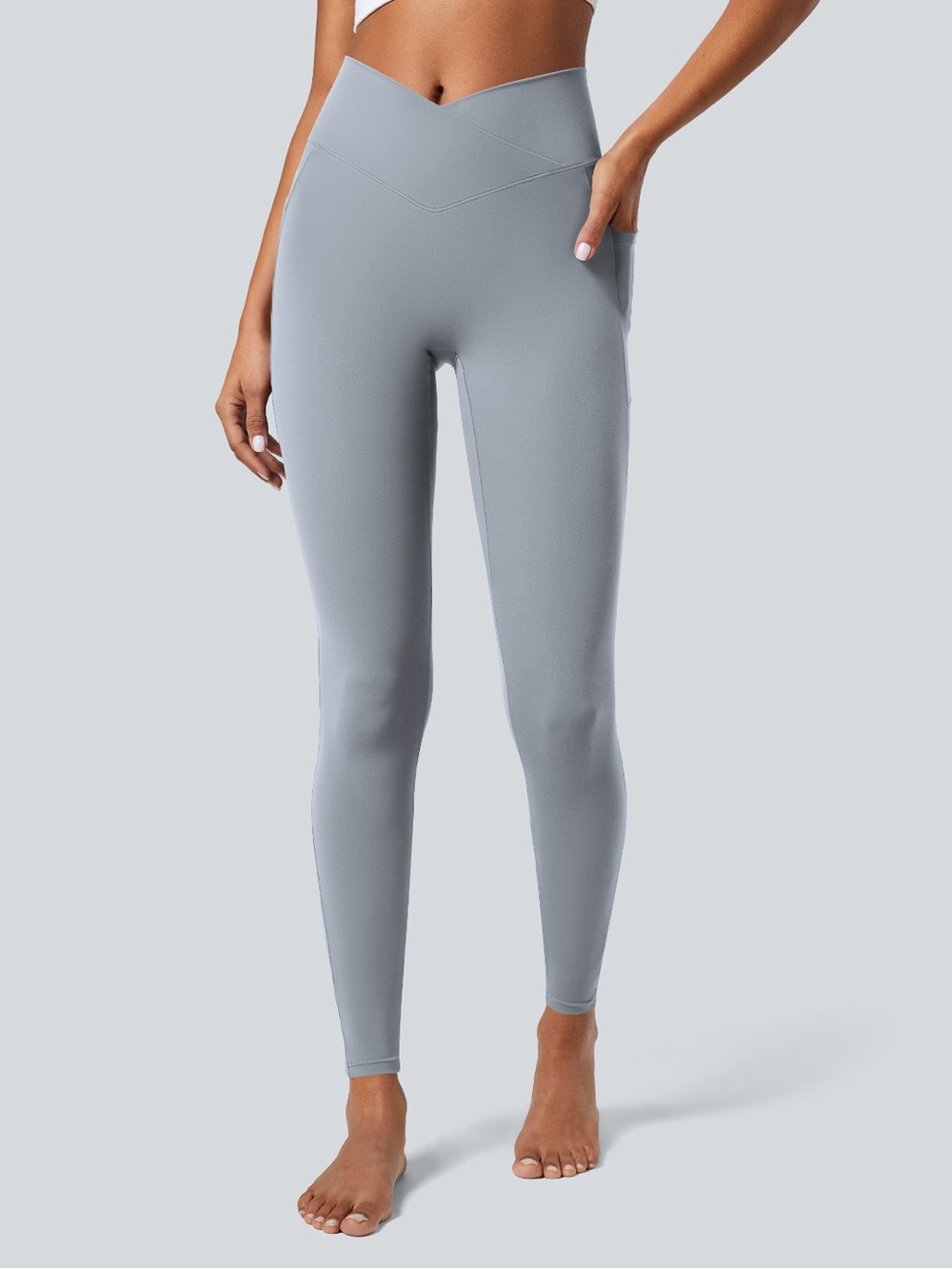 HALARA High-Rise V-Cut Leggings in Light Blue Gray